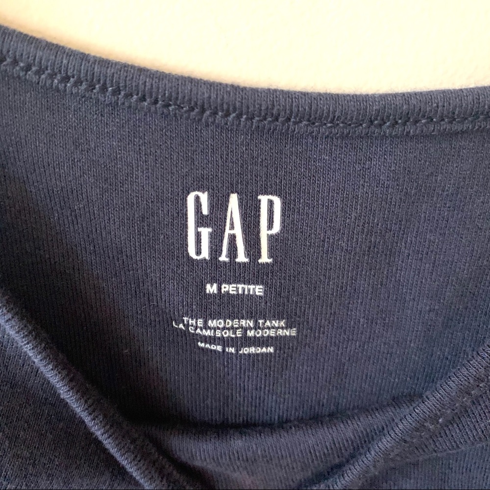 Gap- Basics Tank - Picture 2 of 4